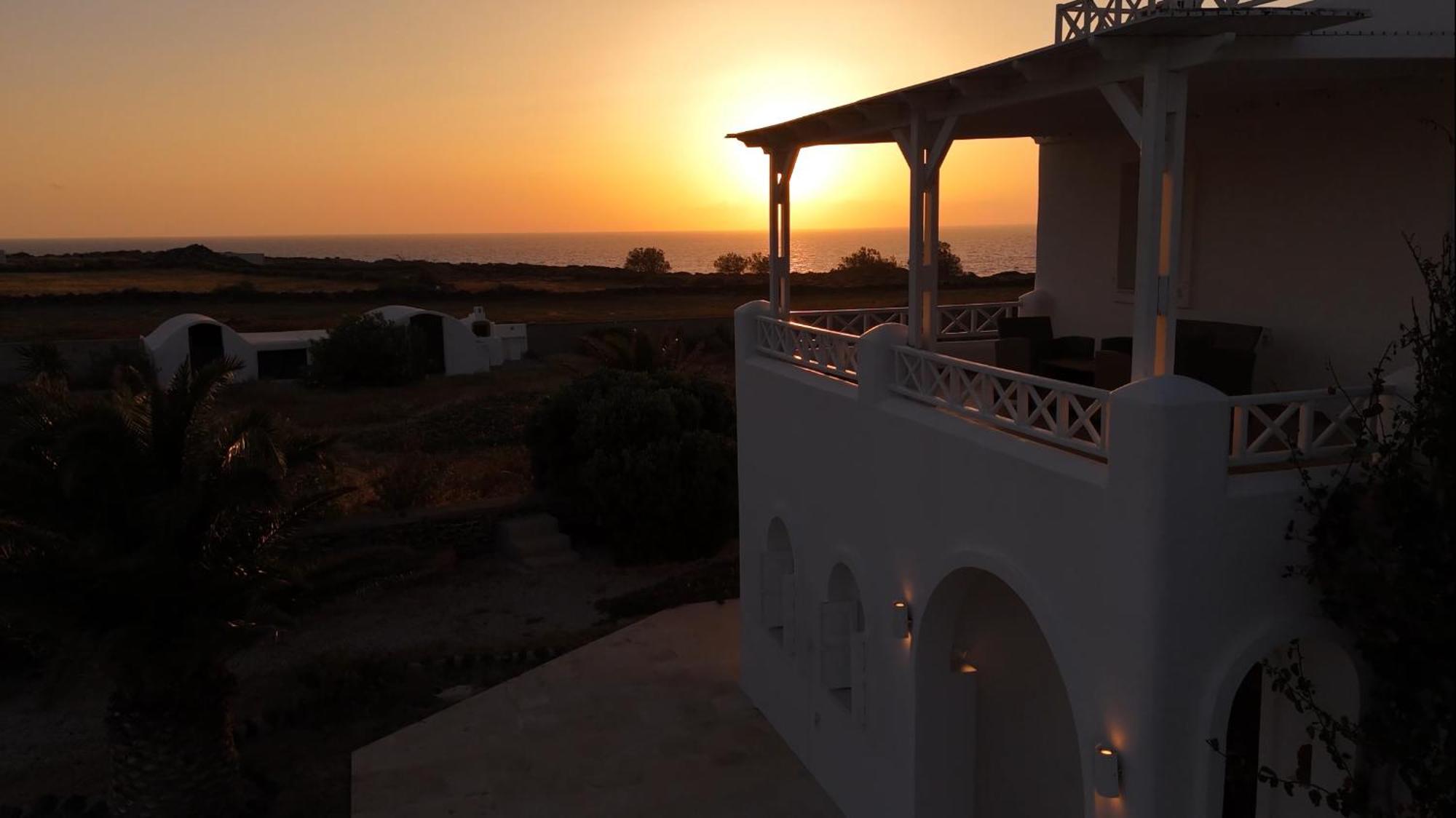 Oia Sunset Luxury Villa Eksteriør billede